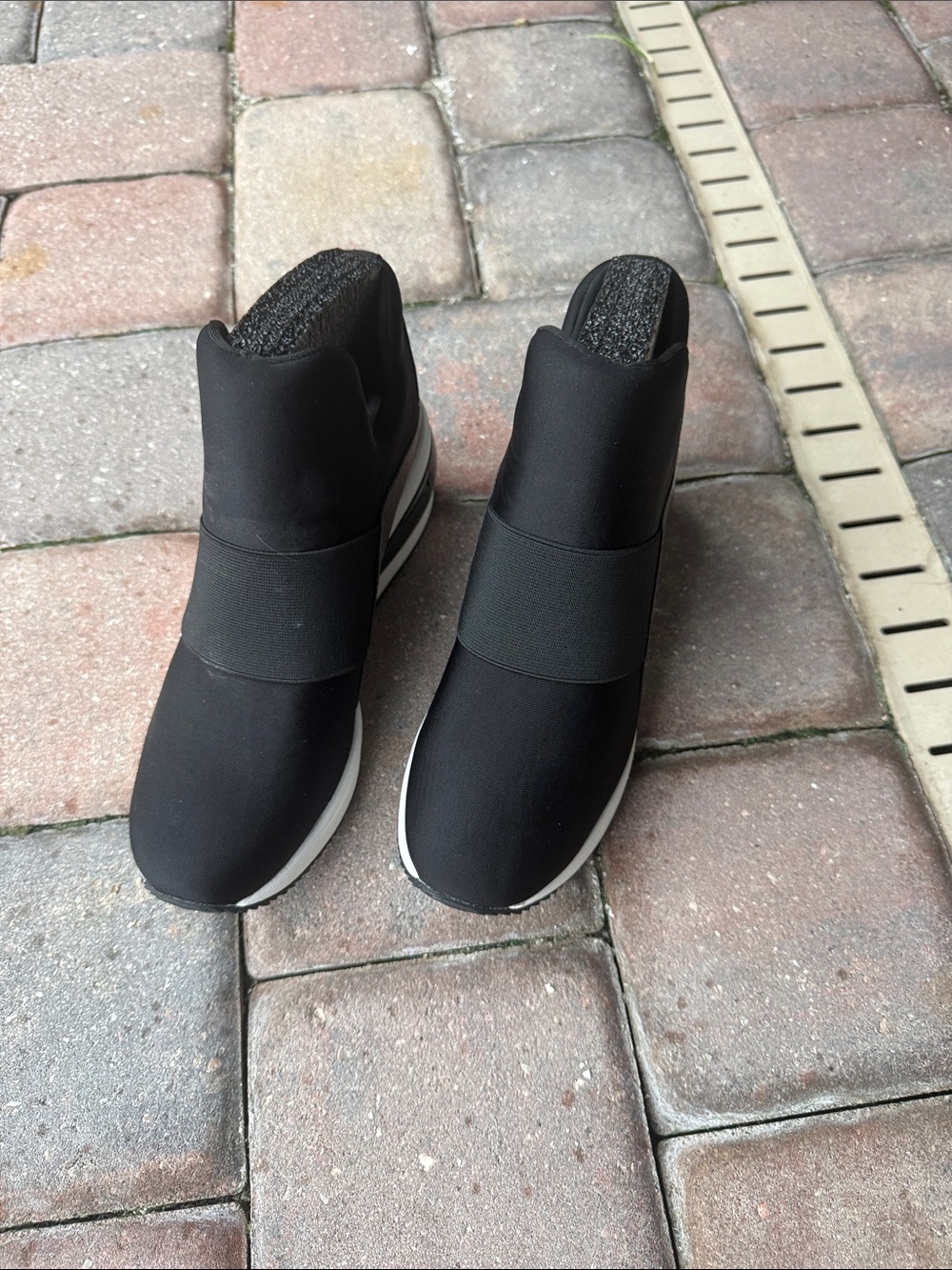 DKNY Men's Black Slip-On Wedge Sneakers with Elastic Strap
